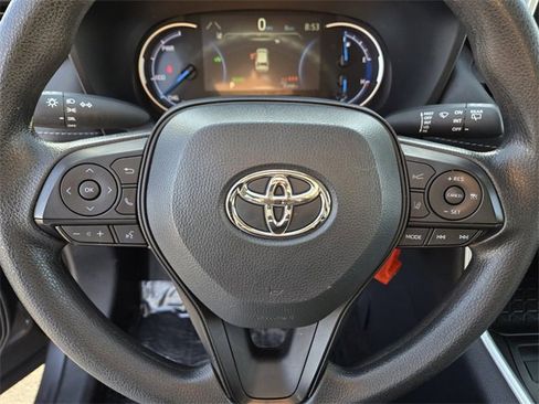 Certified 2025 Toyota RAV4 LE image 18