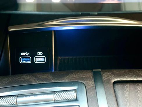 Used 2022 Genesis G80 2.5T w/ Advanced Package RWD image 31
