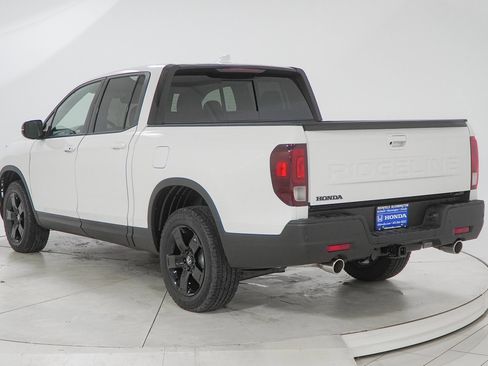 New 2026 Honda Ridgeline Black Edition image 5