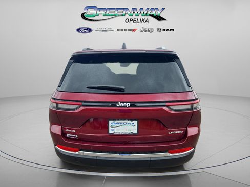 New 2025 Jeep Grand Cherokee Laredo image 6