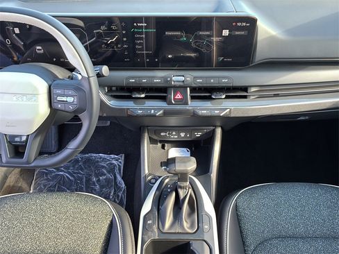 New 2025 Kia K4 GT-Line w/ GT-Line Sunroof Package image 23