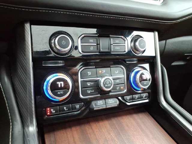 Used 2024 GMC Yukon XL Denali Ultimate AWD/4WD image 36
