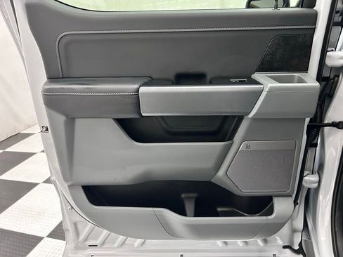 Used 2025 Ford F150 Lightning Flash image 14