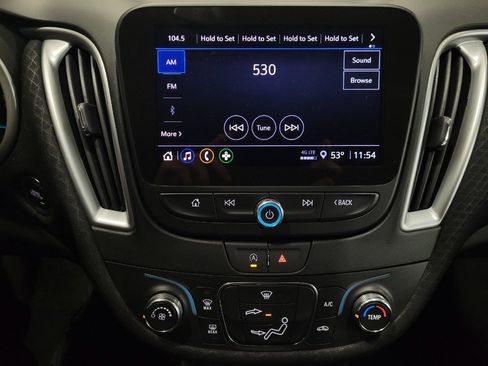 Used 2024 Chevrolet Malibu LS image 25