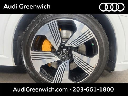 Used 2023 Audi e-tron Premium Plus w/ Premium Plus Package AWD/4WD image 7