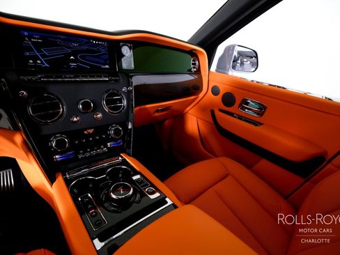 New 2027 Rolls-Royce Cullinan Black Badge AWD/4WD image 16