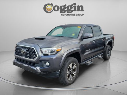 Used 2019 Toyota Tacoma TRD Sport image 31