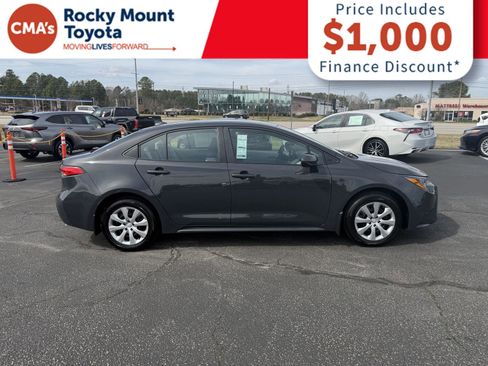 Used 2026 Toyota Corolla LE image 8