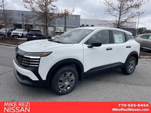 New 2026 Nissan Kicks S image 5