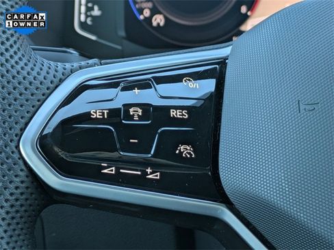 Certified 2024 Volkswagen Tiguan SEL R-Line image 27