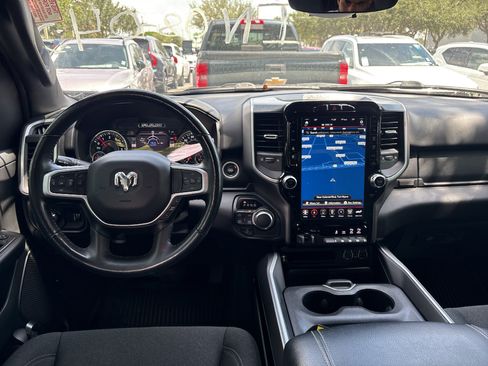 Used 2020 RAM 1500 Big Horn AWD/4WD image 10