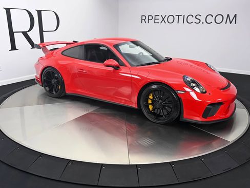 Used 2018 Porsche 911 GT3 RWD image 17
