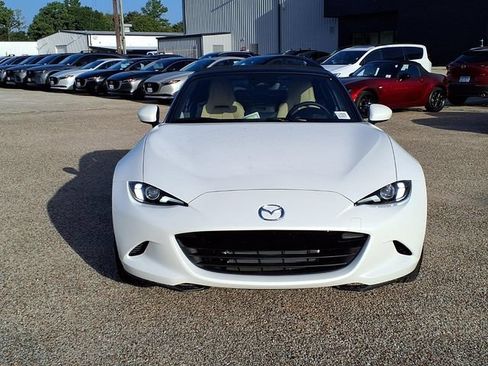 New 2026 MAZDA MX-5 Miata Grand Touring RWD image 3