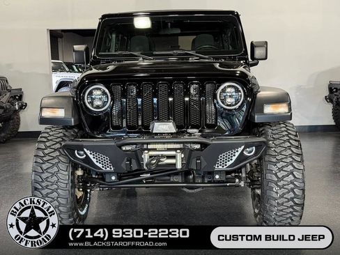 Used 2022 Jeep Wrangler Unlimited Sport AWD/4WD image 4