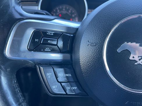 Used 2018 Ford Mustang Premium image 23