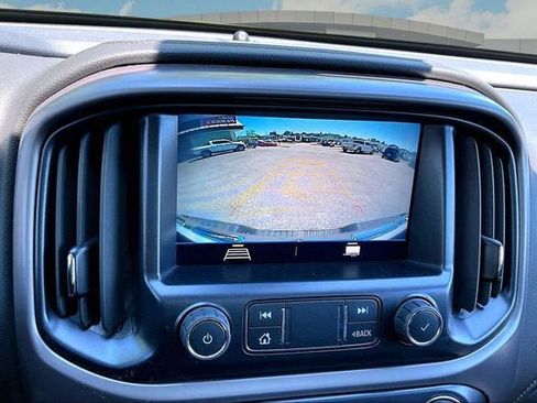 Used 2022 GMC Canyon AT4 w/ Driver Alert Package AWD/4WD image 23