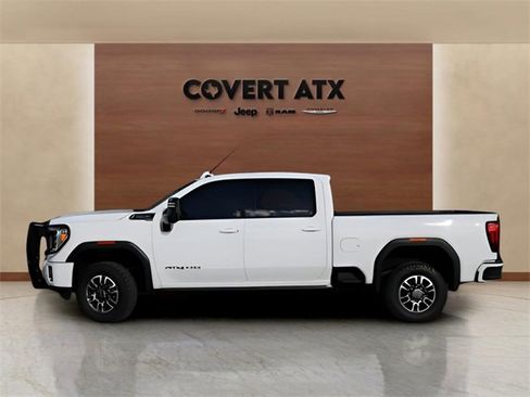 Used 2022 GMC Sierra 2500 AT4 w/ AT4 Preferred Package image 2