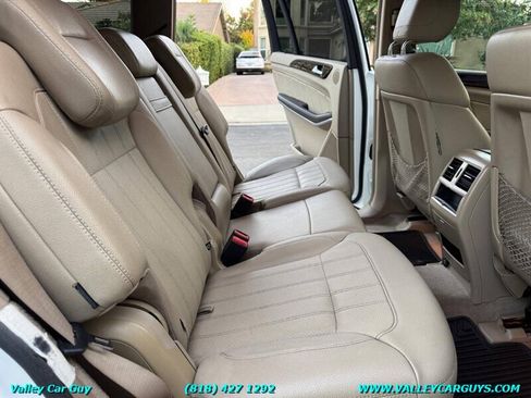 Used 2014 Mercedes-Benz GL 450 GL 450 4MATIC image 25