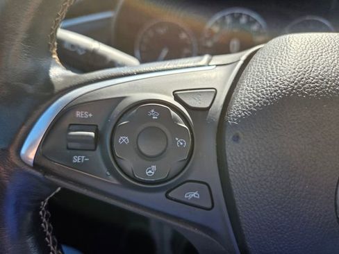 Used 2017 Buick Envision Premium w/ Driver Confidence Package image 18