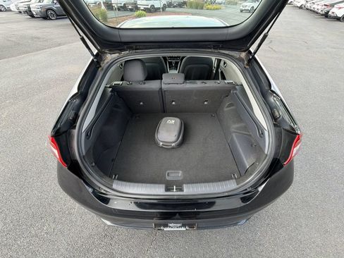 Used 2019 Hyundai Ioniq Plug-In Hybrid FWD image 23