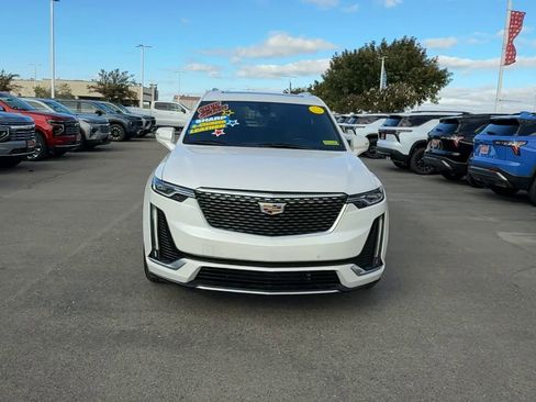 Used 2020 Cadillac XT6 Premium Luxury image 2