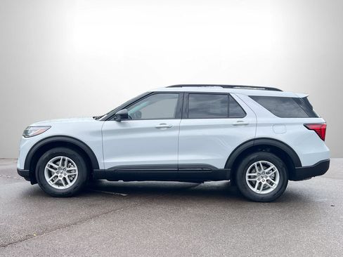 New 2026 Ford Explorer Active RWD image 20