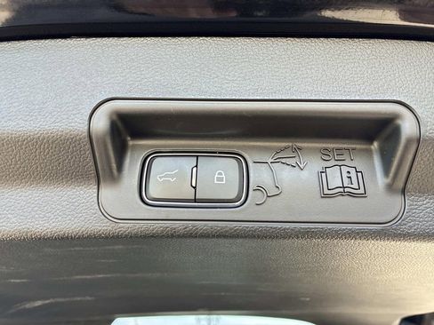 Used 2023 Ford Explorer XLT w/ Equipment Group 202A AWD/4WD image 13