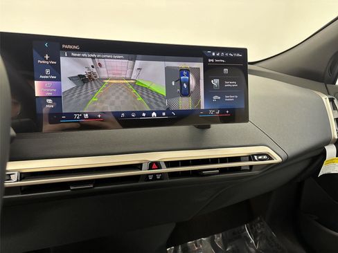 New 2026 BMW iX xDrive45 image 30