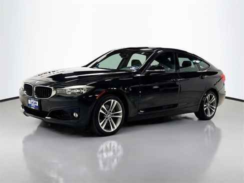 Used 2016 BMW 328i Gran Turismo xDrive image 3