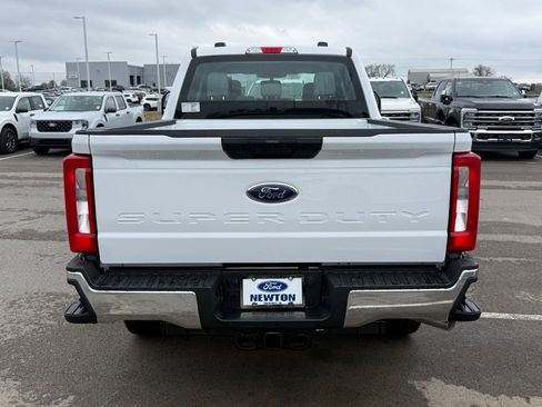 New 2026 Ford F250 XL w/ XL Chrome Package image 35