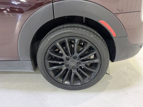 Used 2016 MINI Cooper Clubman image 3