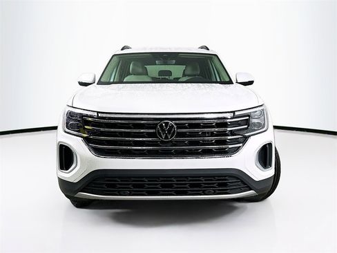 New 2026 Volkswagen Atlas SE image 5