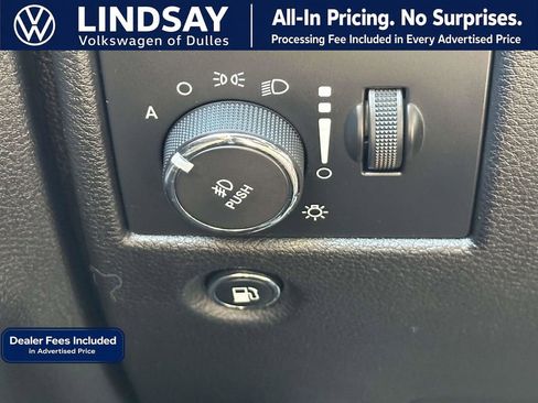 Used 2016 Jeep Grand Cherokee Overland w/ Advanced Technology Group AWD/4WD image 23