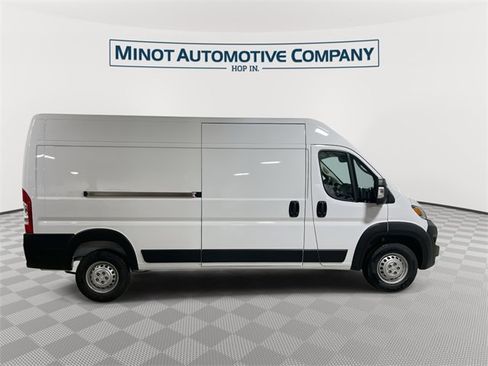 New 2026 RAM ProMaster 2500 w/ Convenience Group image 9
