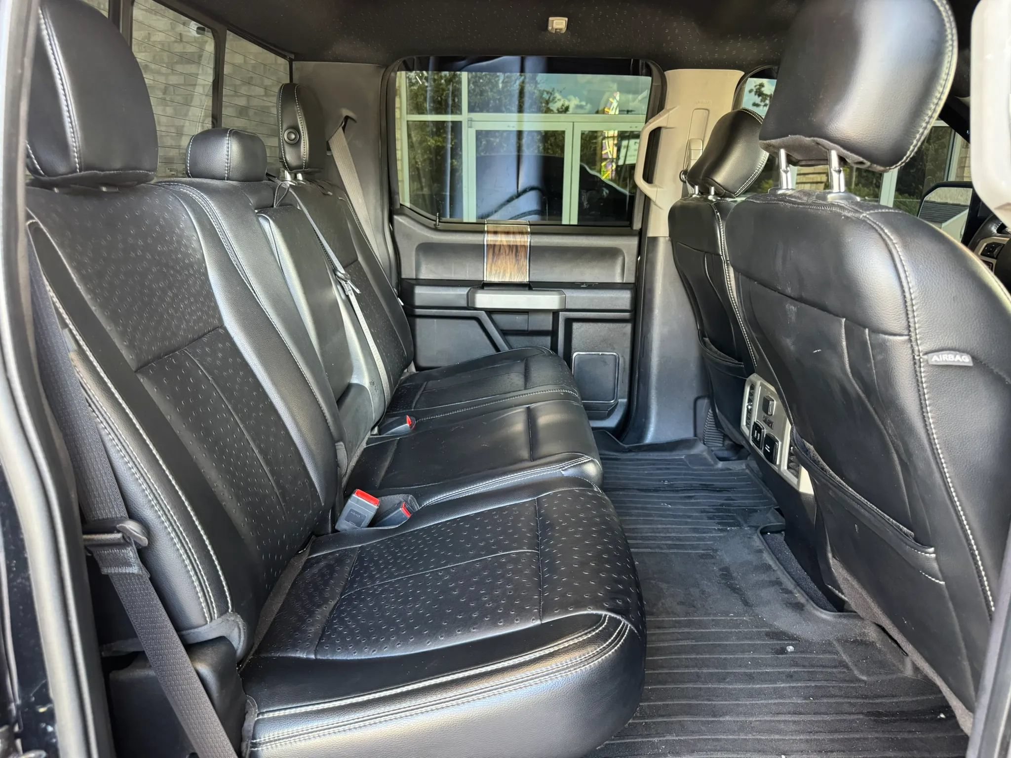 Used 2018 Ford F150 Lariat w/ Equipment Group 502A Luxury AWD/4WD image 27