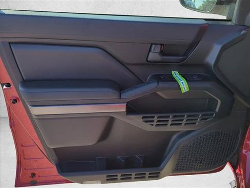 New 2025 Toyota 4Runner SR5 image 10