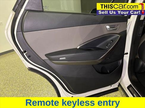 Used 2017 Hyundai Santa Fe SE Ultimate image 23