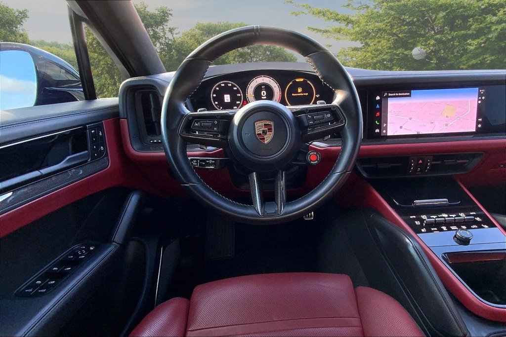 Used 2024 Porsche Cayenne Turbo GT AWD/4WD image 8
