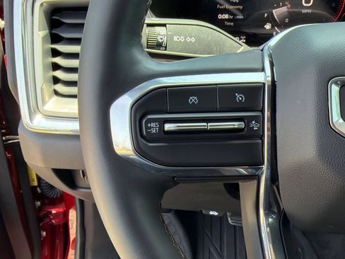 Used 2024 GMC Canyon Denali AWD/4WD image 15