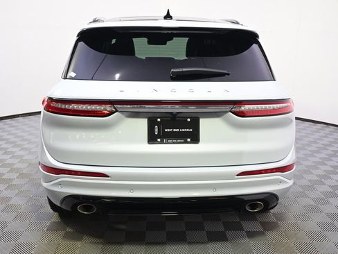 New 2026 Lincoln Corsair Reserve w/ Jet Appearance Package AWD/4WD image 5