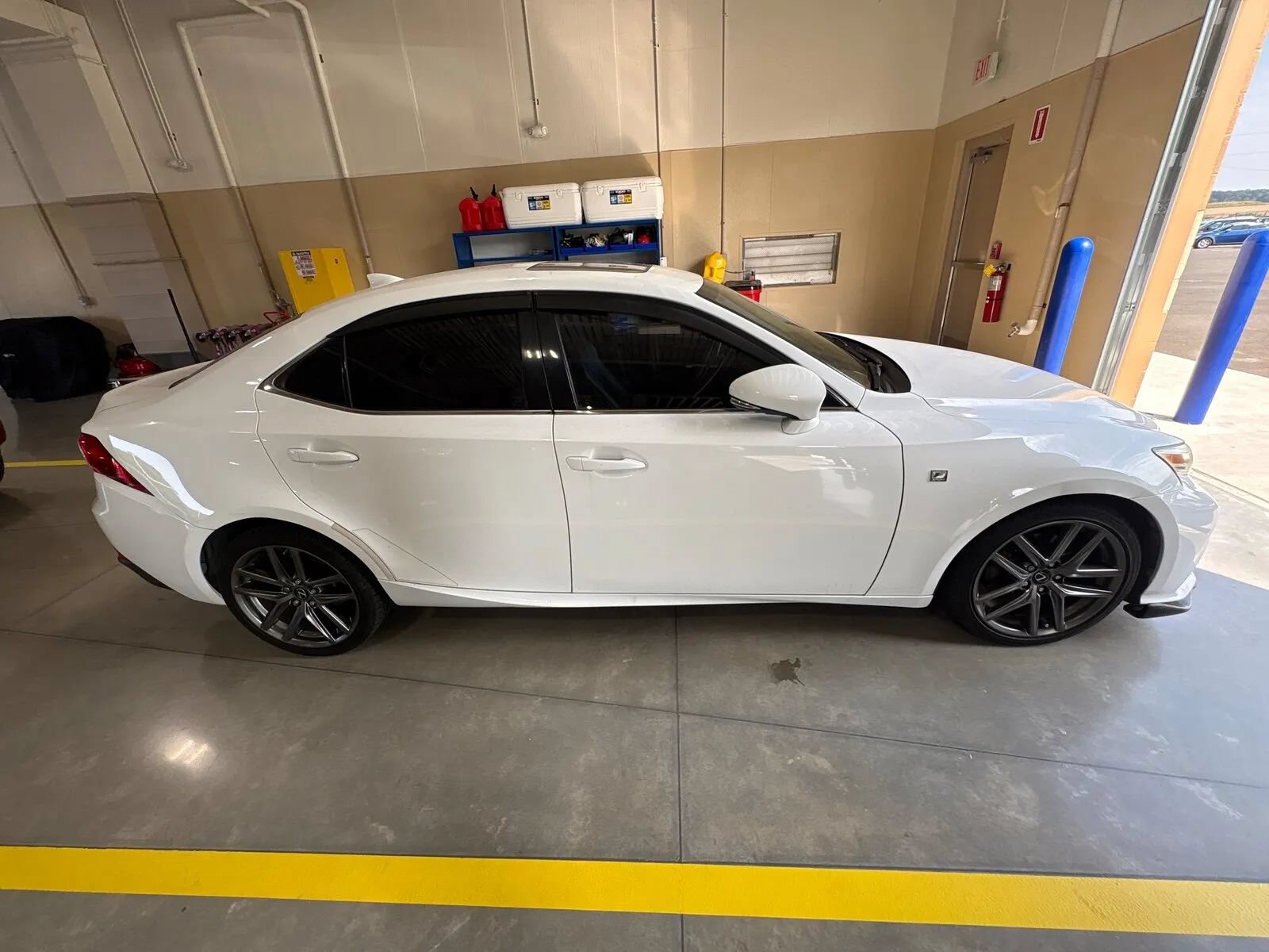 Used 2014 Lexus IS 250 w/ F-Sport Package RWD image 8