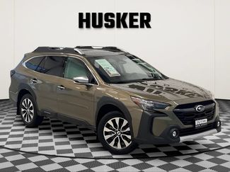 Used 2023 Subaru Outback Touring AWD/4WD video 1