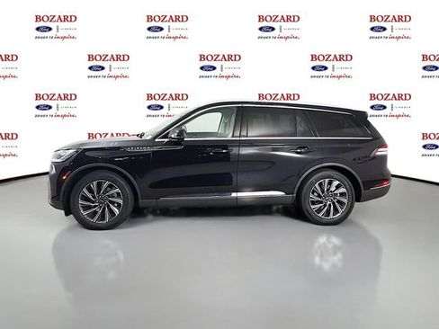 New 2026 Lincoln Aviator 2WD image 5