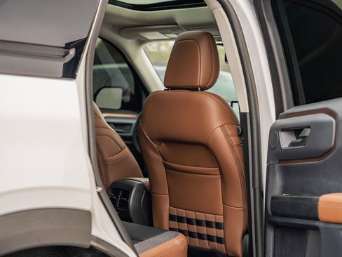 Used 2024 Ford Bronco Sport Outer Banks w/ Tech Package image 15