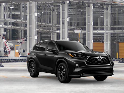 New 2026 Toyota Highlander XLE image 15