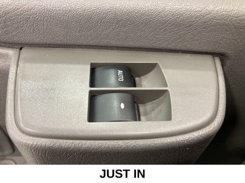 Used 2019 GMC Savana 2500 Extended w/ Driver Convenience Package image 12