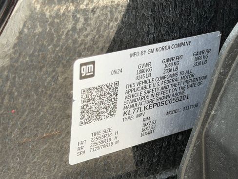 Used 2025 Chevrolet Trax ACTIV w/ Driver Confidence Package FWD image 37