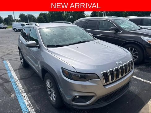Used 2021 Jeep Cherokee Latitude Lux w/ Comfort/Convenience Group AWD/4WD image 1