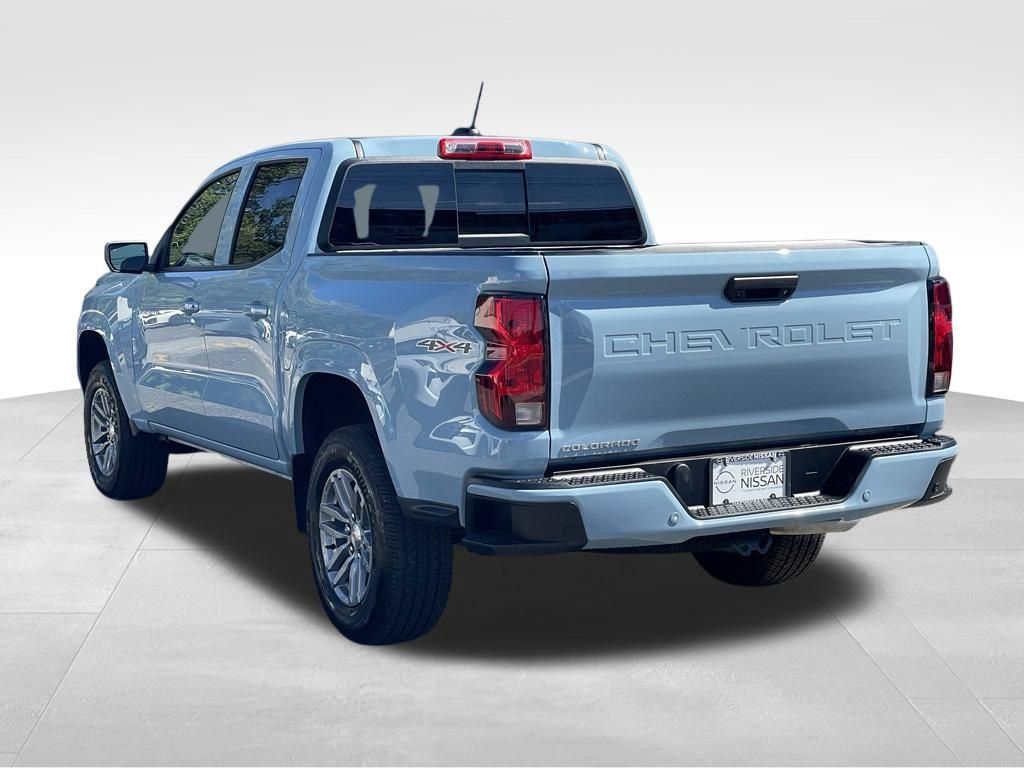 Used 2026 Chevrolet Colorado LT AWD/4WD image 5