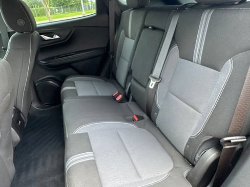 Used 2024 Chevrolet Blazer LT w/ Convenience Package FWD image 9